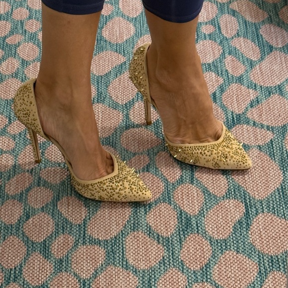 Zara: vamp shoe with studded heel - Picture 12 of 12